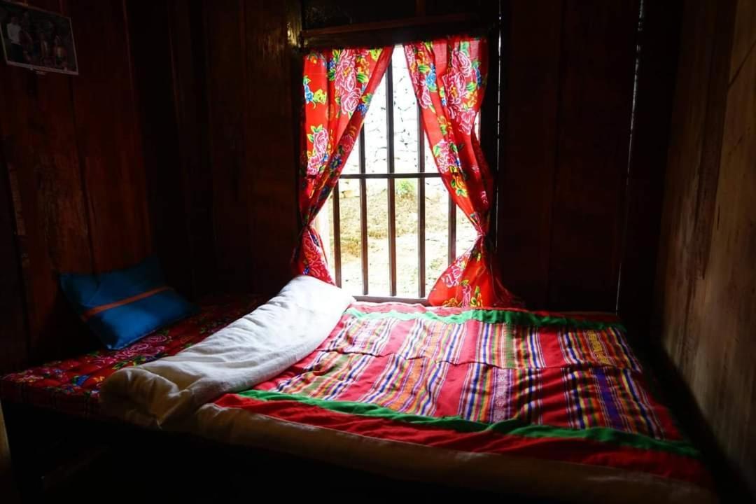 Lo Lo Homestay & Cafe Meo Vac Экстерьер фото