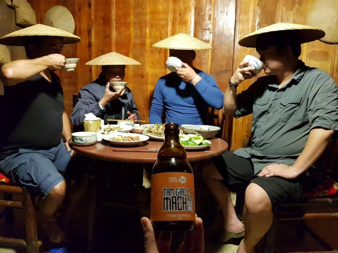 Lo Lo Homestay & Cafe Meo Vac Экстерьер фото