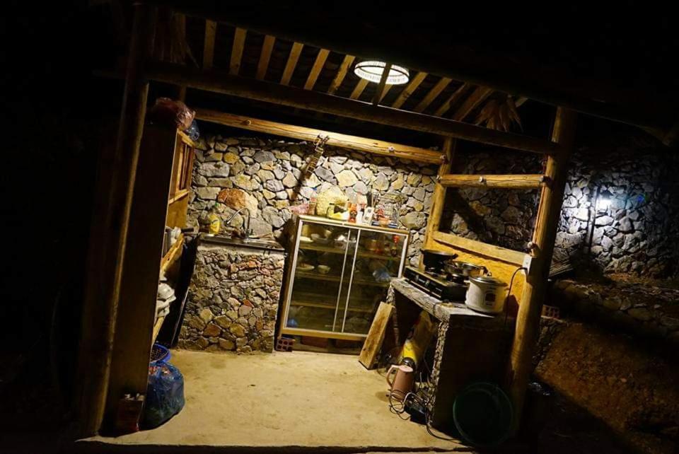 Lo Lo Homestay & Cafe Meo Vac Экстерьер фото
