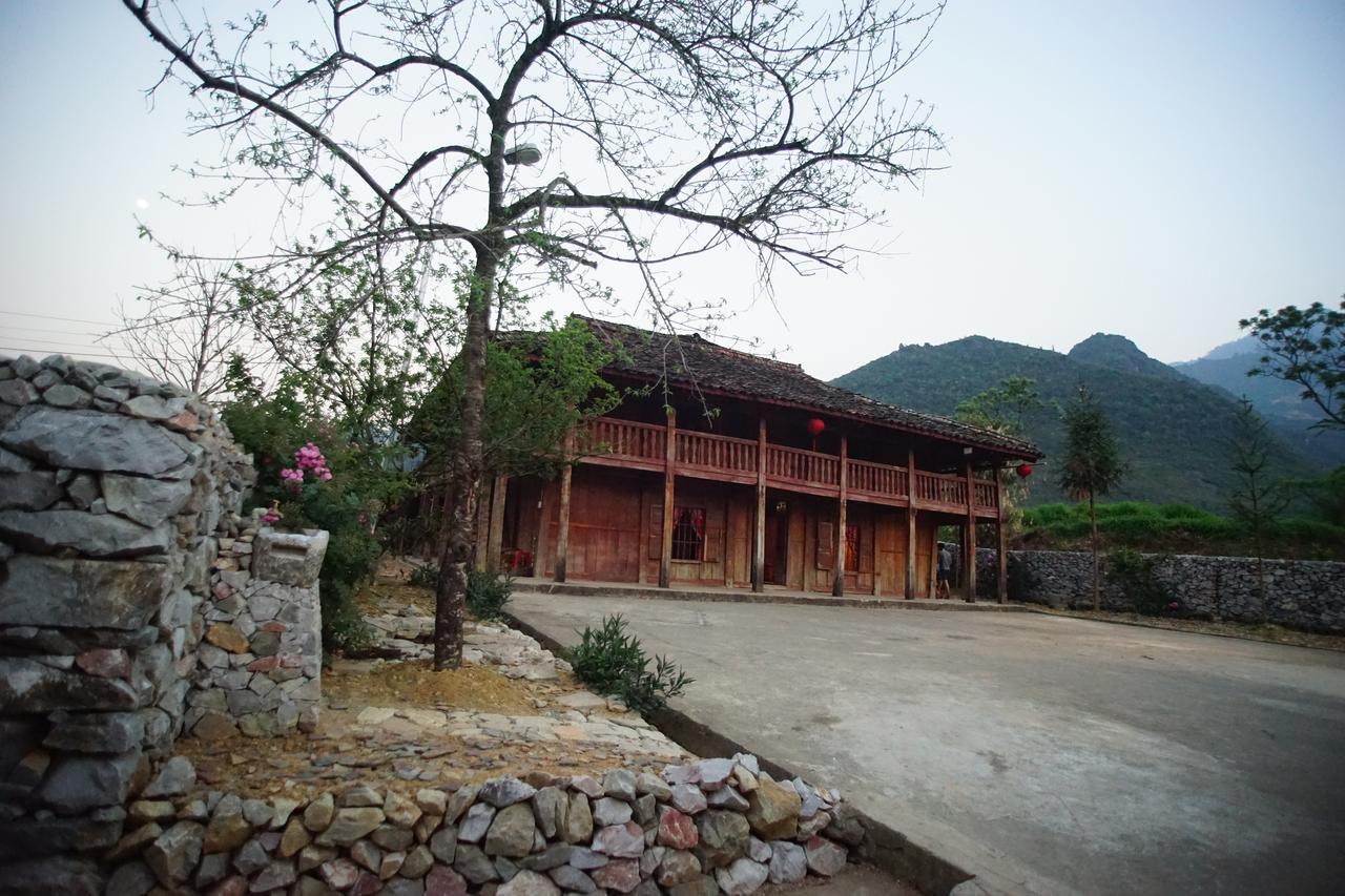 Lo Lo Homestay & Cafe Meo Vac Экстерьер фото