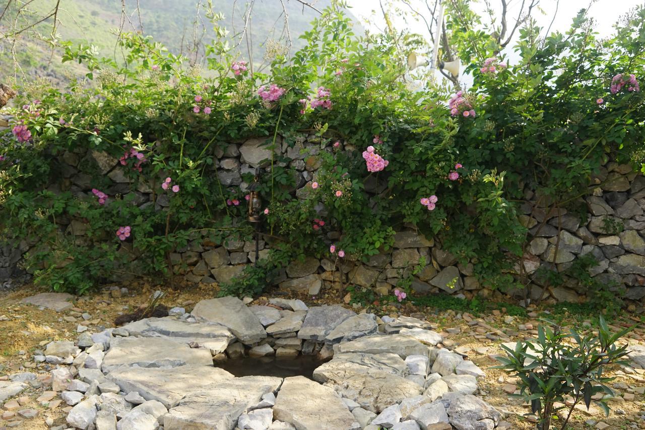 Lo Lo Homestay & Cafe Meo Vac Экстерьер фото